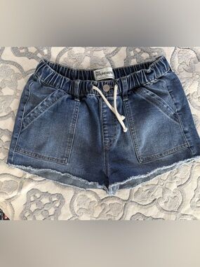 No Boundaries Indigo Denim Pull-On Shorts with Drawstring